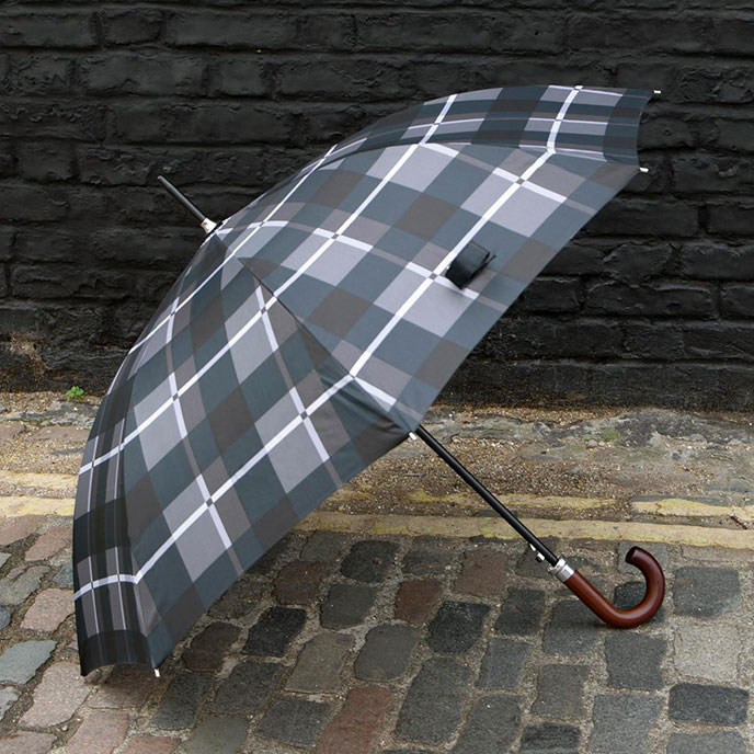 totes ECO-BRELLA® Auto Walker Wood Crook Grey Check 